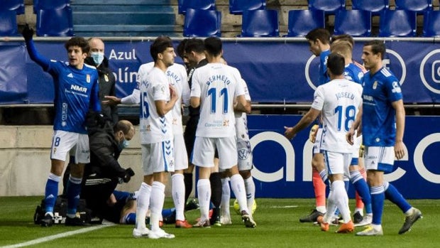 Carlos Pomares, del Tenerife, expulsado a los 13 segundos de partido