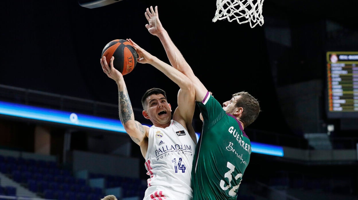 El Madrid derrota a Unicaja y sigue su marcha triunfal