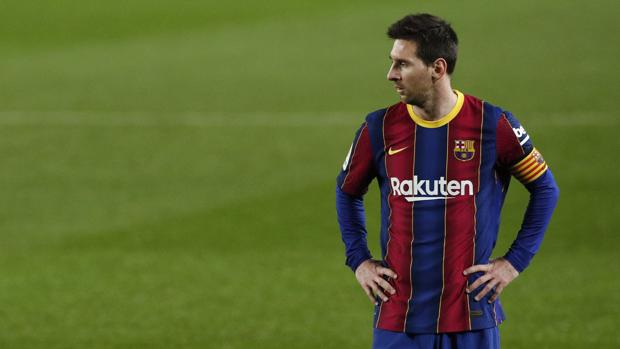 El padre de Messi niega cualquier movimiento rumbo al París Saint-Germain