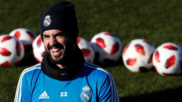 La plantilla al completo dura un día: Vinicius e Isco, bajas