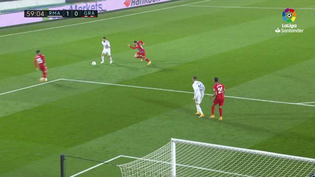 La espuela de Asensio que pudo ser el gol del año