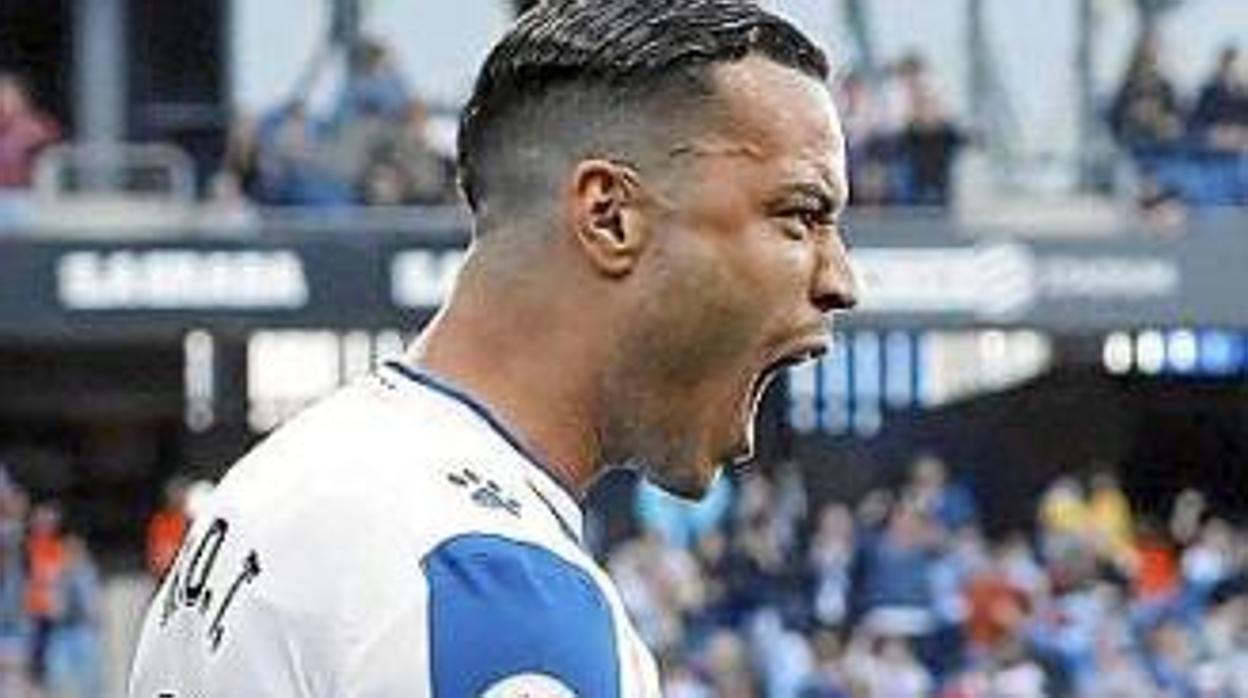 Raúl de Tomás celebra un gol con el Espanyol