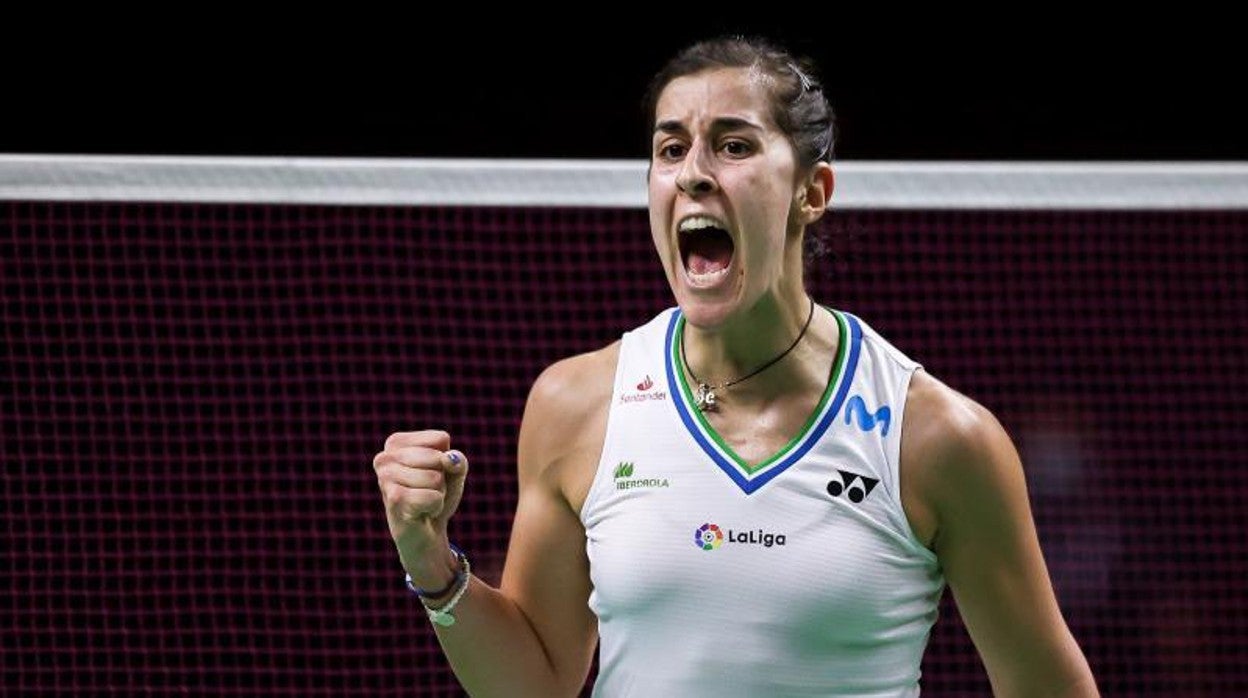 Carolina Marín da otro recital y luchará por el títulos en las Finales Mundiales