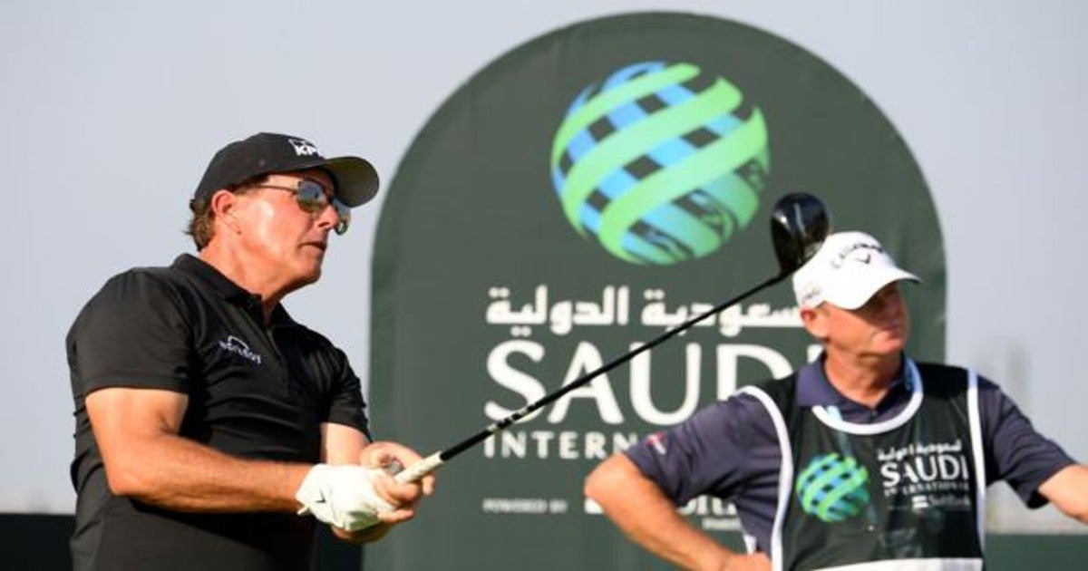 Phil Mickelson es una de las estrellas que participan esta semana en el Saudi International