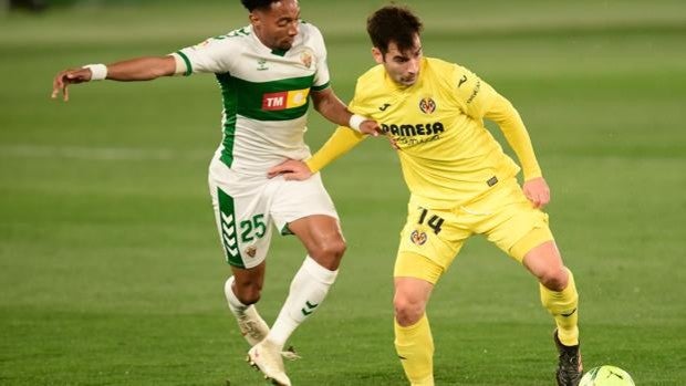 Elche y Villarreal empatan un gran partido