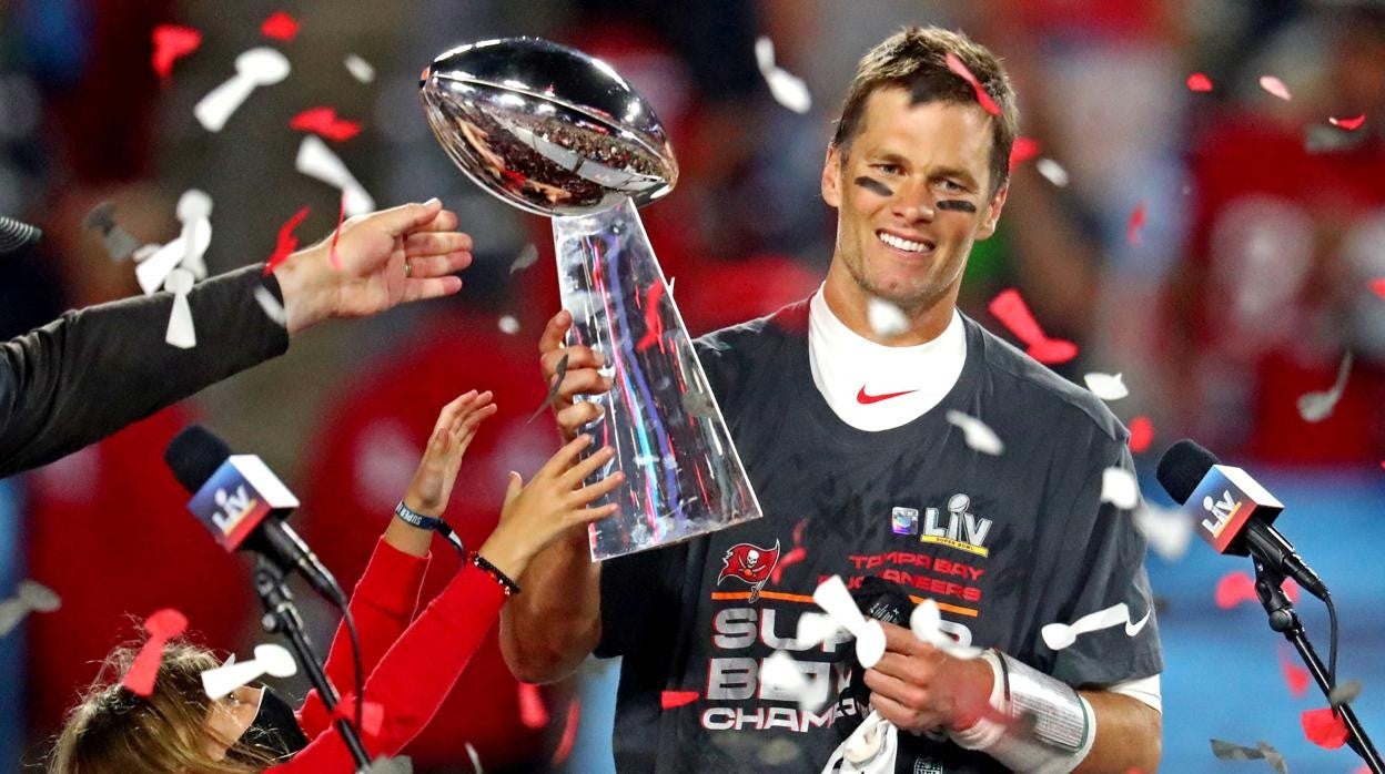 Tom Brady, tras ganar la Super Bowl ayer contra los Chiefs de Kansas City