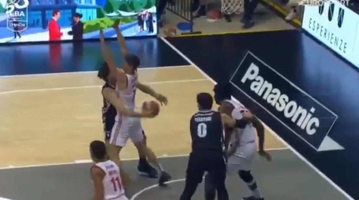 Teodosic se inventa una jugada nunca antes vista