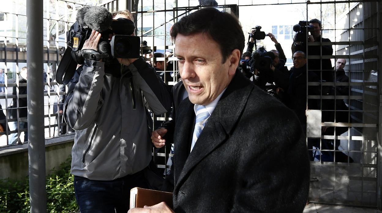 Eufemiano Fuentes recupera sus jeringuillas