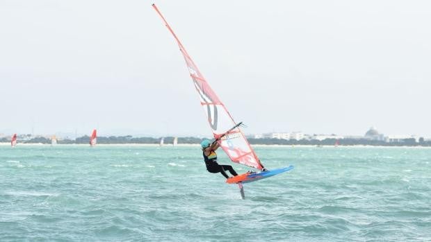 Pilar Lamadrid llega invicta a la final después de 12 pruebas de la Semana Andaluza