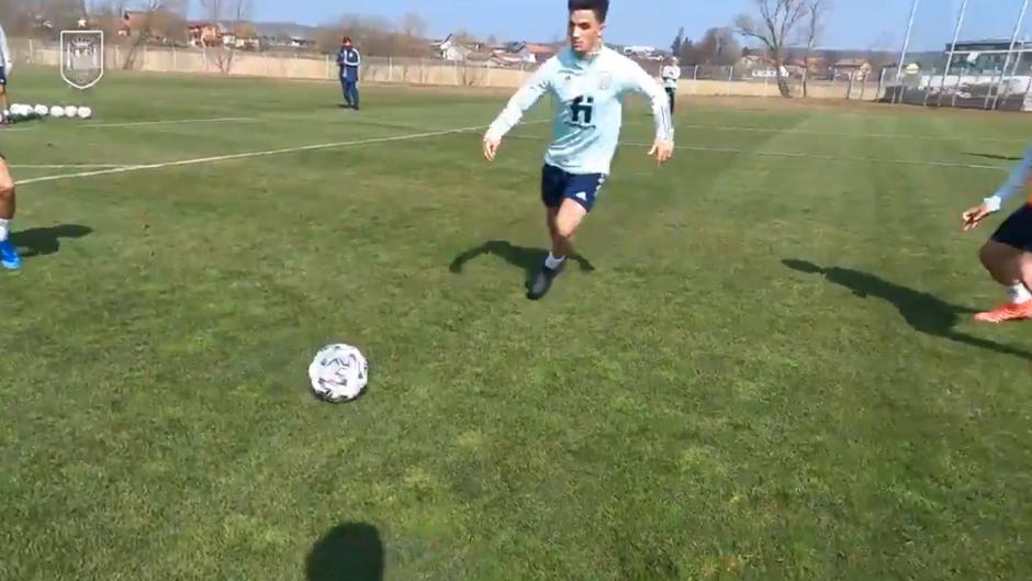 Así se vive un entrenamiento de la sub-21 desde dentro