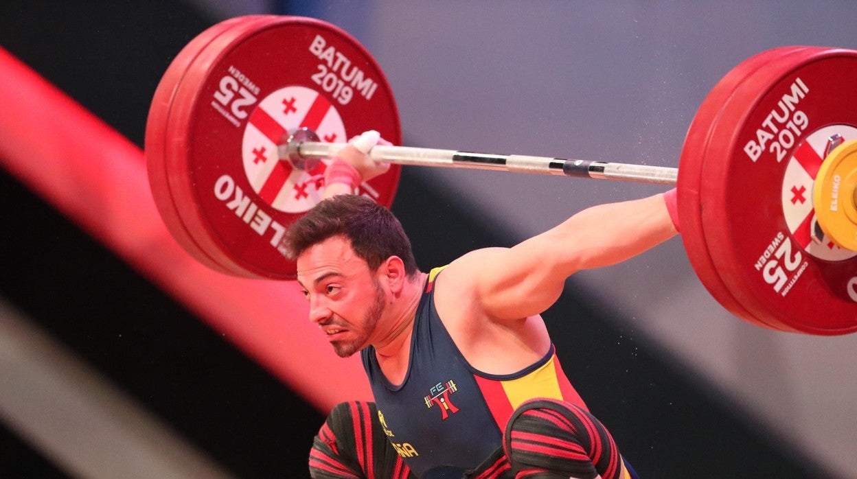 Josué Brachi, en el Campeonato de Europa de Halterofilia de 2019