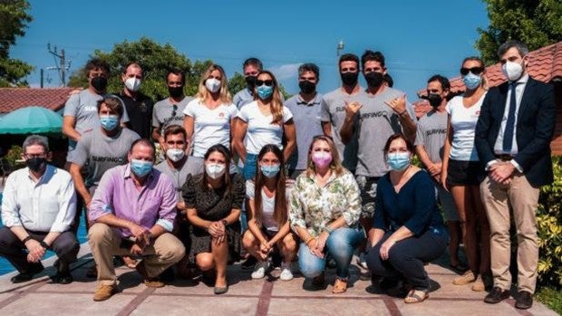 El Equipo Español de Surf fue recibido en la Embajada Española en El Salvador