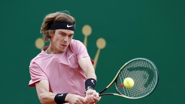 Rublev sigue firme y se mete en la final