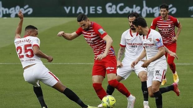 El Sevilla sigue aspirando al título