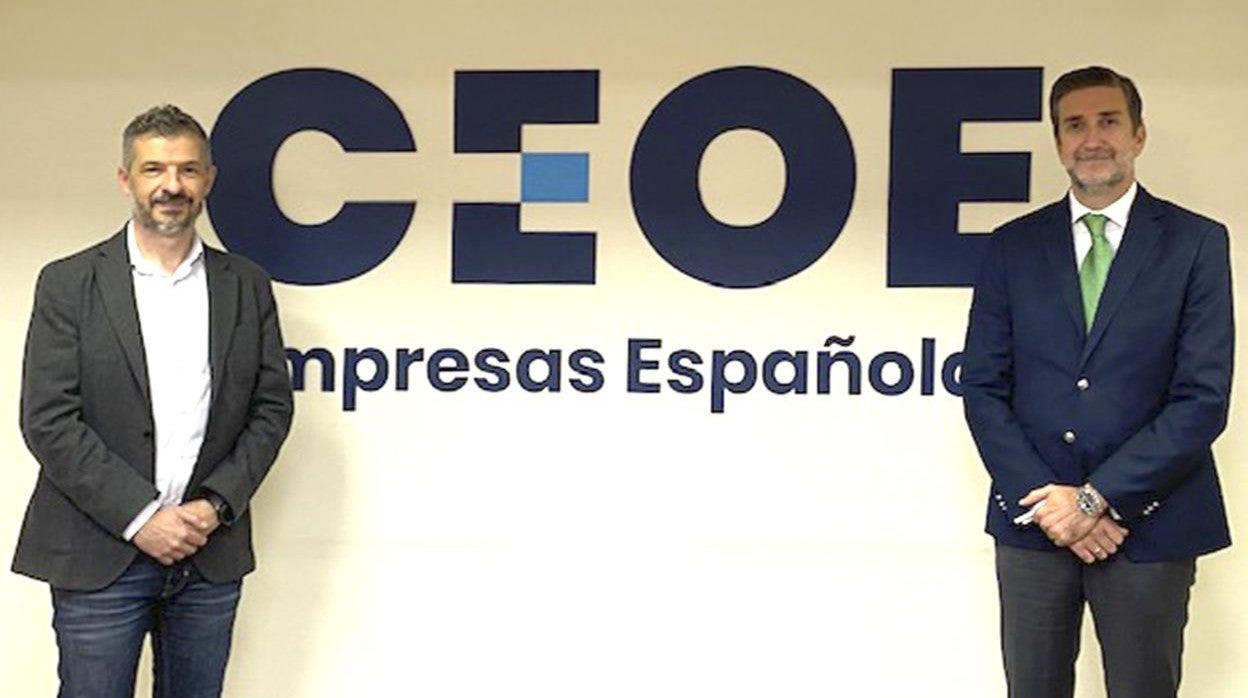 David Jiménez, presidente de ProLiga, y Javier Calderón, director de Empresas y Organizaciones de CEOE