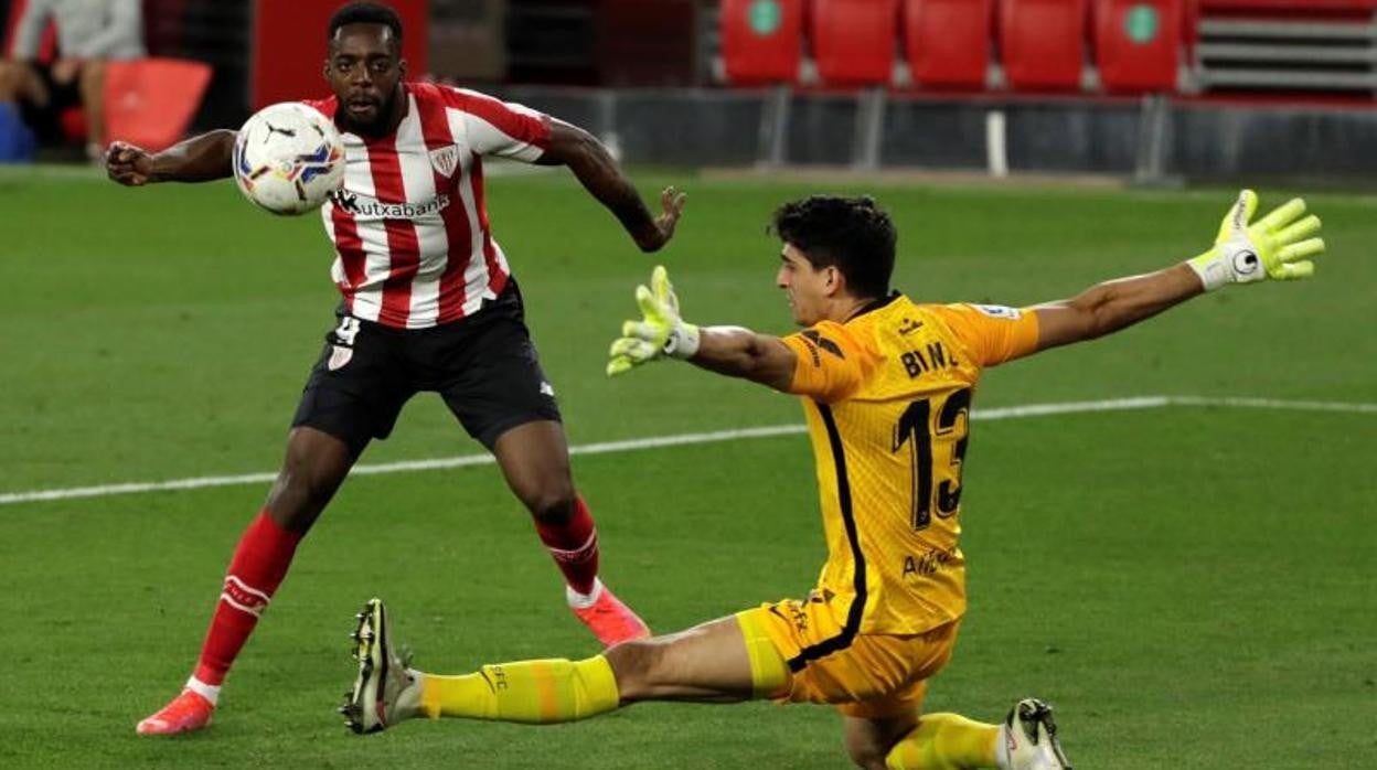 Iñaki Williams frena en seco las aspiraciones del Sevilla