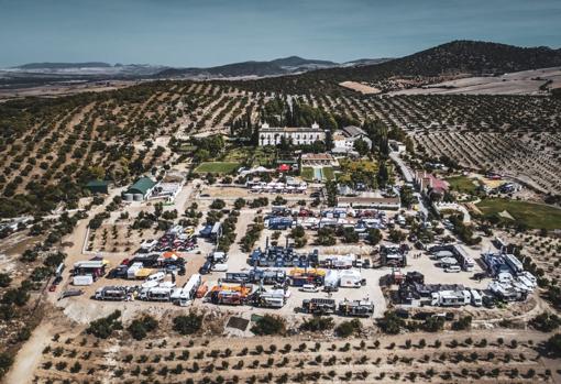 Imagen de la finca El Rosalejo con todos los equipos instalados.