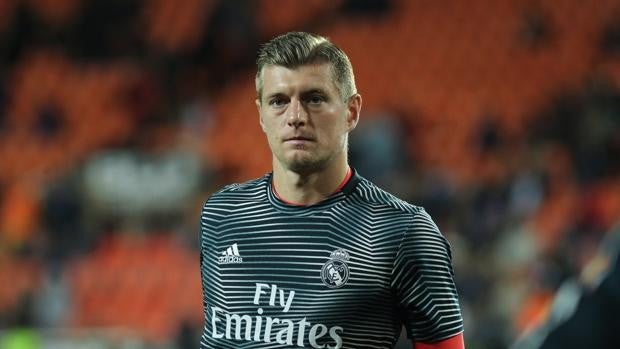 Kroos, en aislamiento por estar en contacto con un contagiado del Covid-19