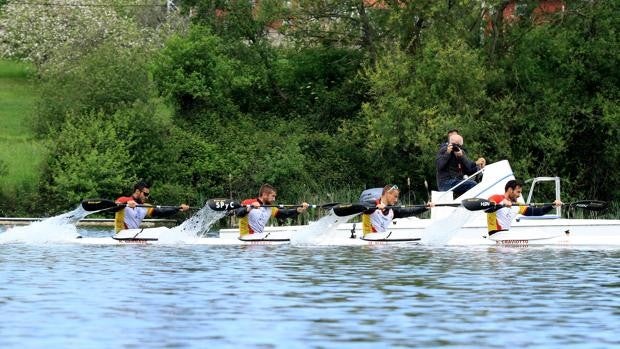 El K4 deja atrás la tormenta con un oro en la Copa del Mundo