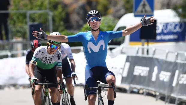 Gonzalo Serrano vuelve a levantar los brazos en la Vuelta a Andalucía
