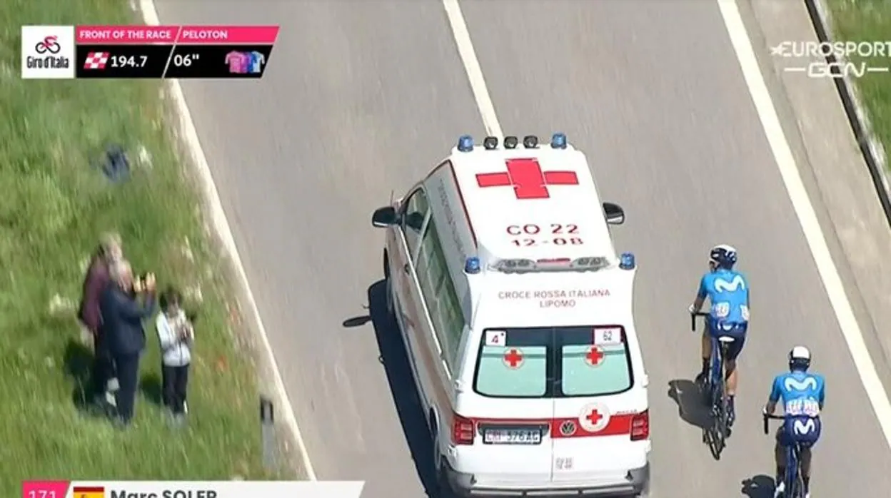 Después de Landa, Marc Soler abandona el Giro por una caída