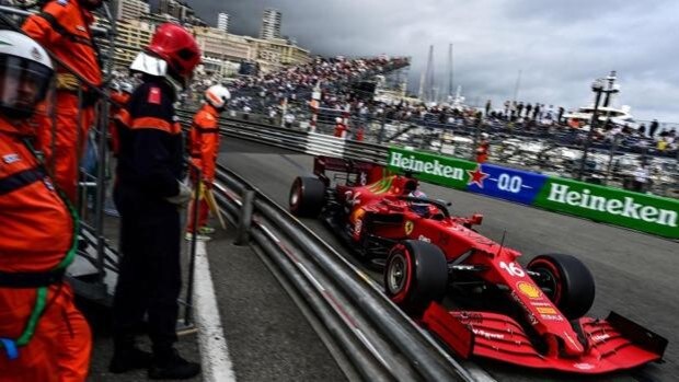 Fiesta en Ferrari con la pole de Leclerc en Mónaco