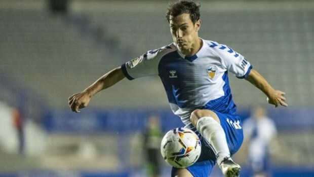 El Sabadell se agarra al sueño de permanecer en Segunda tras ganar a la Ponferradina