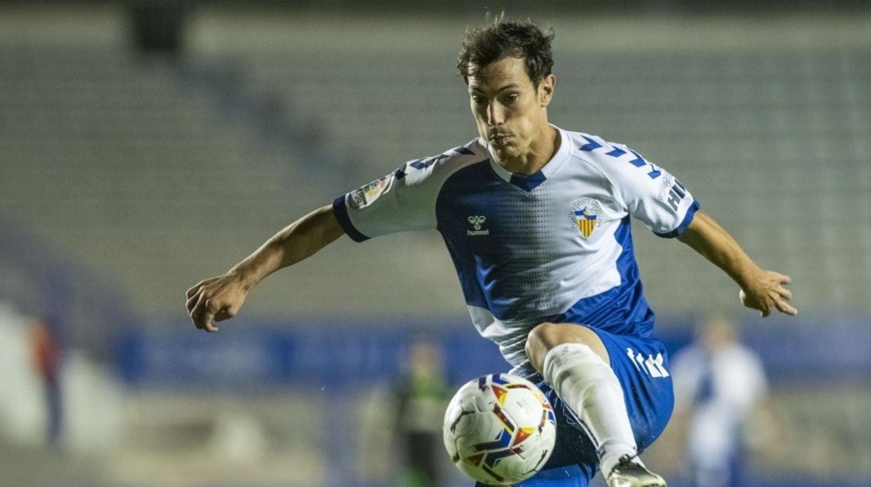 El Sabadell se agarra al sueño de permanecer en Segunda tras ganar a la Ponferradina