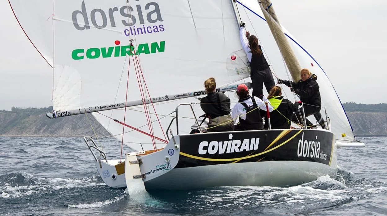 El «Dorsia Covirán» repite triunfo en la International Women’s Sailing Cup