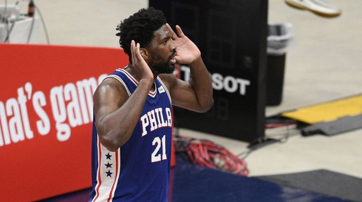 Los Sixers rozan las semifinales gracias a un espectacular Embiid