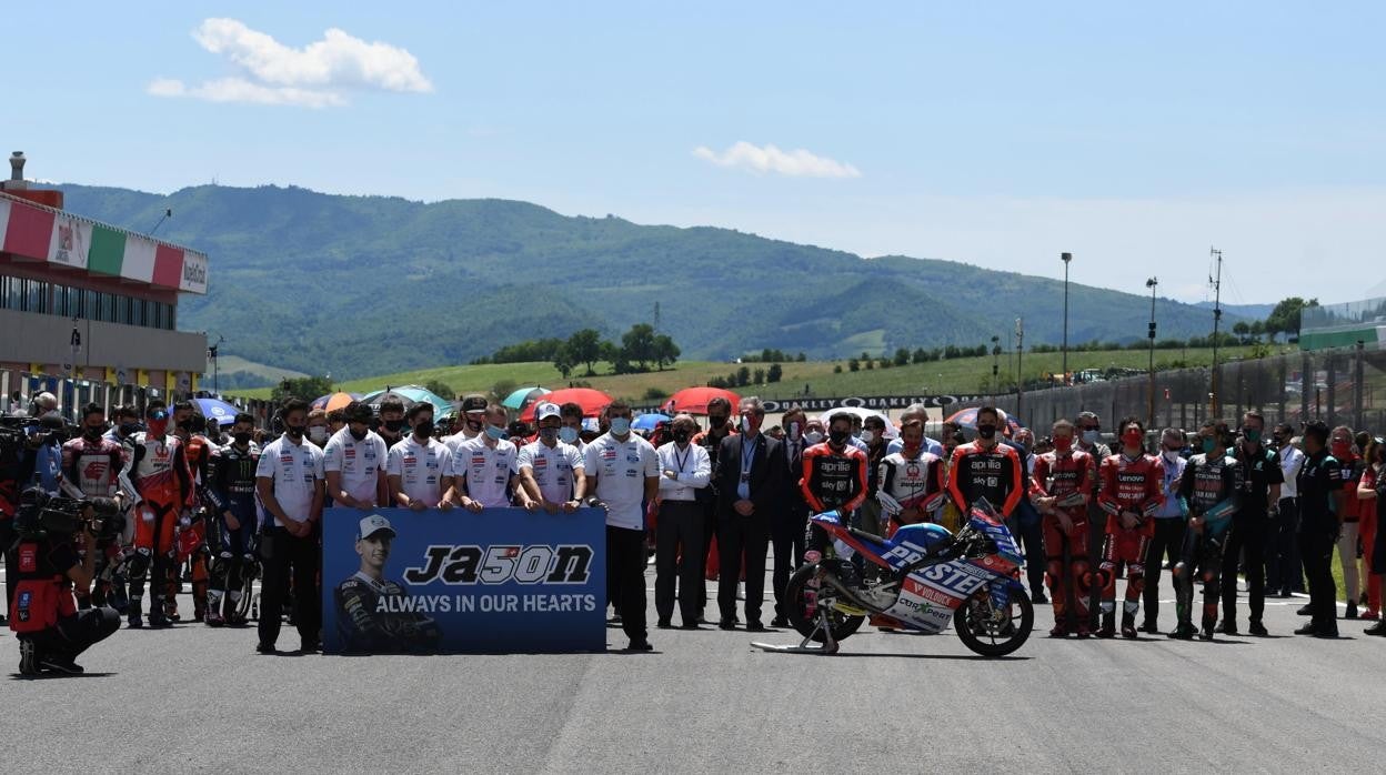 Minuto de silencio en honor a Dupasquier, en el Gran Premio de Italia