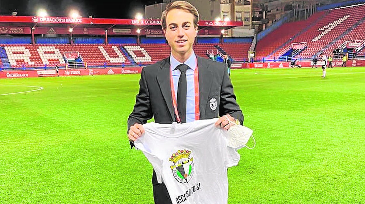 Franco Caselli, tras el ascenso del Burgos a Segunda división en Almendralejo