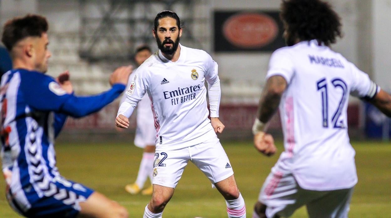 Iscoy Marcelo no cuentan para el club, pero desean cumplir su contrato hasta 2022