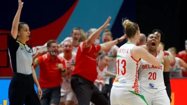 Los nervios derriban a España en el estreno del Eurobasket