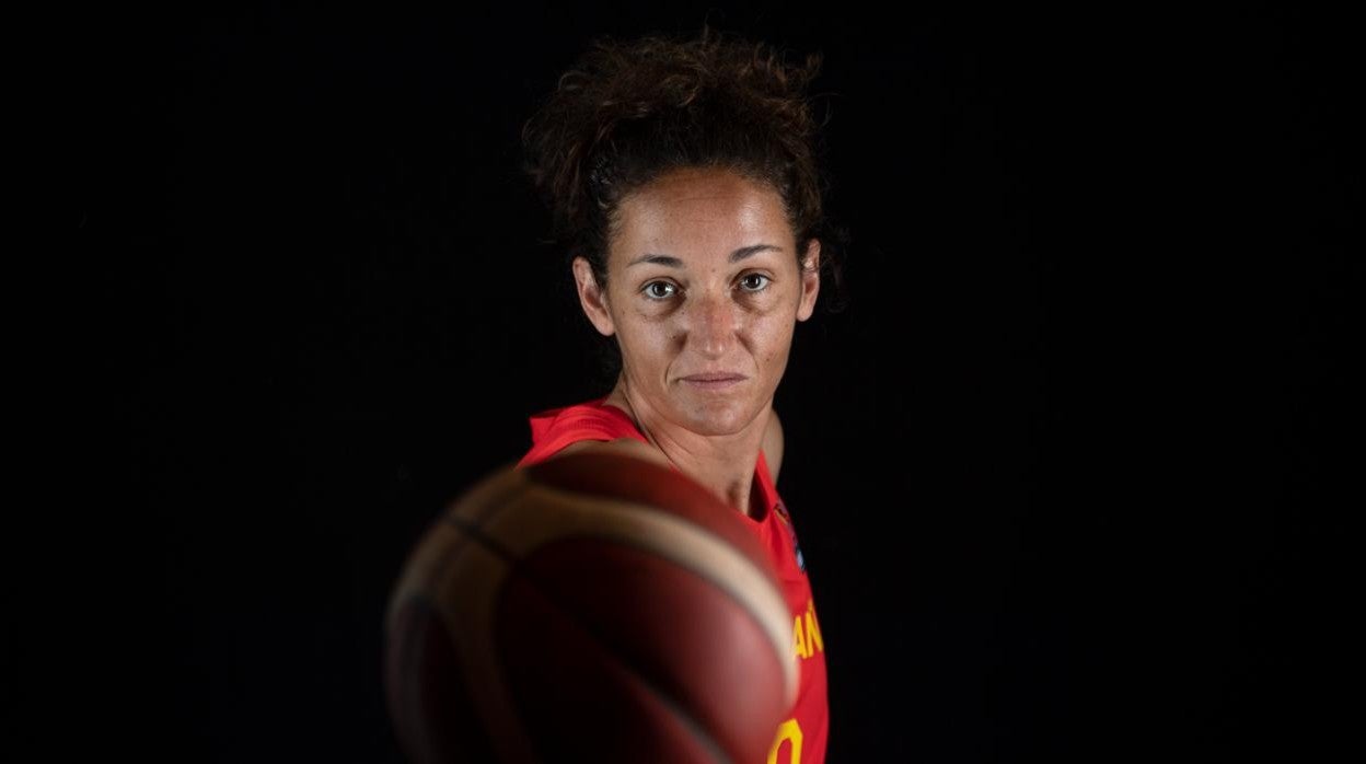 Laia Palau, capitana de la selección española de baloncesto