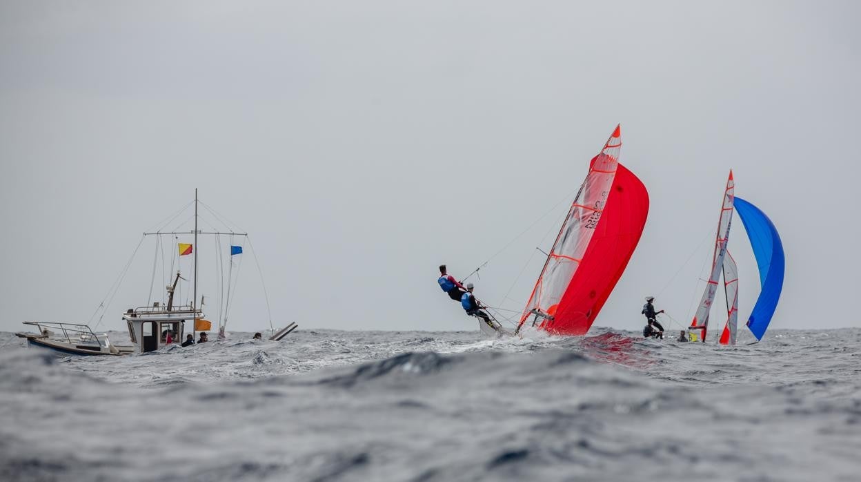 El viento acompañó en la primera jornada del Campeonato de España de 29er