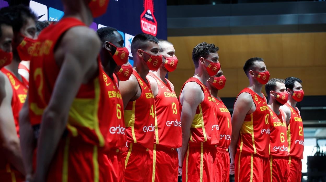 La selección, durante la presentación en la sede de Endesa en Madrid