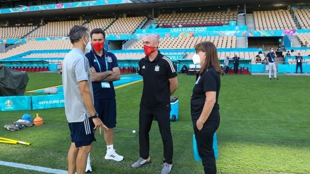 Silvia Dorschnerova, el ángel de la guarda de la selección