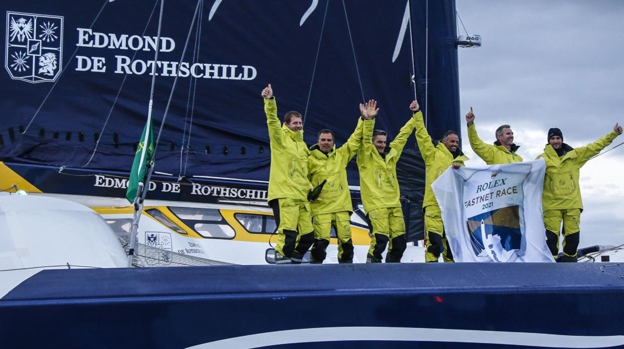 Implacable el Ultim «Gitana 17» en la Rolex Fastnet Race, que repitió victoria