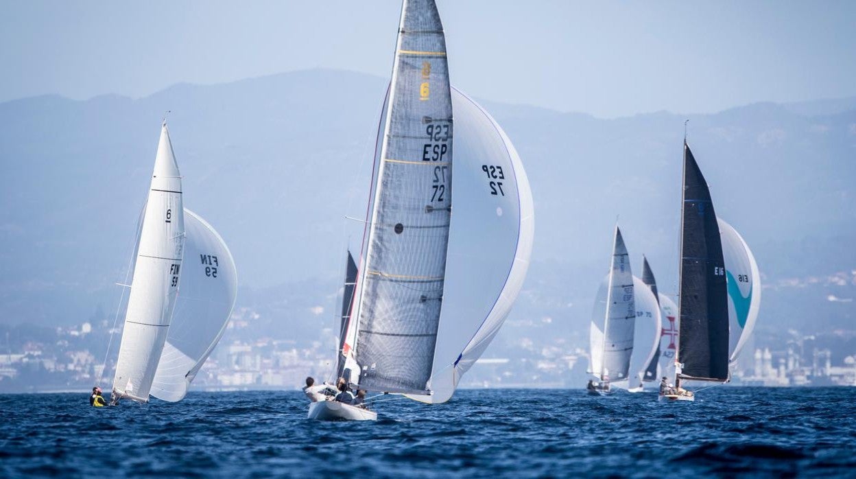 Sanxenxo se prepara para recibir el Campeonato de Europa de 6M en la ría de Pontevedra