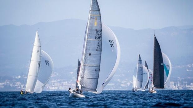 Sanxenxo se prepara para recibir el Campeonato de Europa de 6M en la ría de Pontevedra