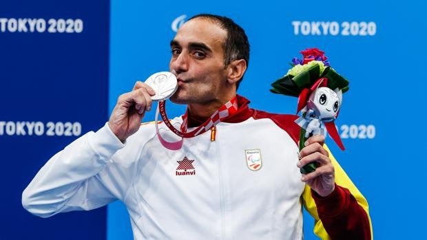 La natación da las dos primeras alegrías para España en Tokio