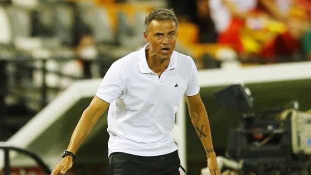 Luis Enrique, a vueltas con la posición de Marcos Llorente: «Yo escucho a los jugadores y ellos deben escucharme a mí»