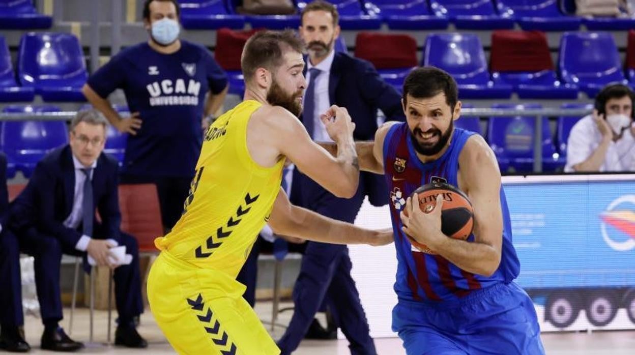 El Barcelona sufre en el estreno para vencer al UCAM Murcia