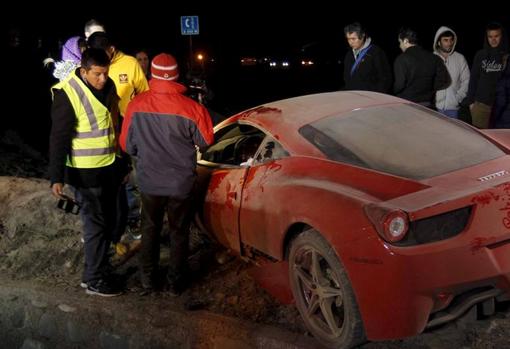 El Ferrari de Arturo Vidal en aquel incidente de 2015