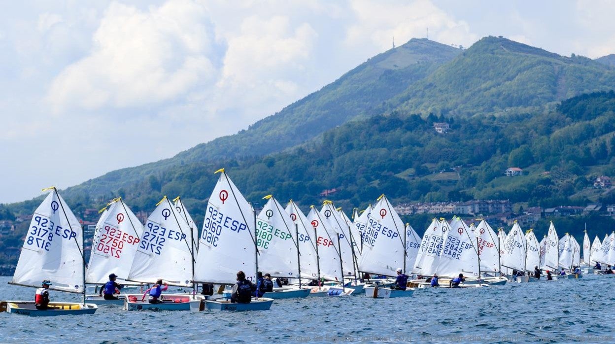 Vigo, El Puerto, Torrevieja y Palamós acogen la Optimist Excellence Cup 2021-2022