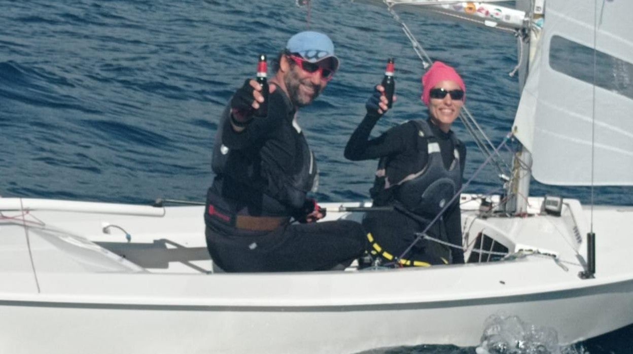 Victoria de Ángel Ballesteros y Sonia Hidalgo en la Copa de Andalucía de Snipe