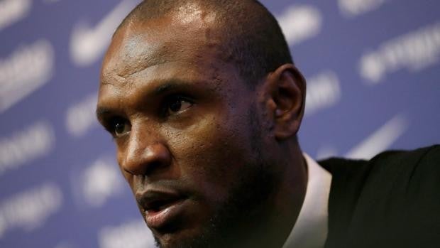 Abidal, a su mujer tras engañarla con Kheira Hamraoui: «Merezco esta humillación»