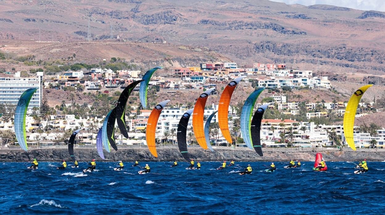Arrancó el Mundial de kitefoil en Gran Canaria