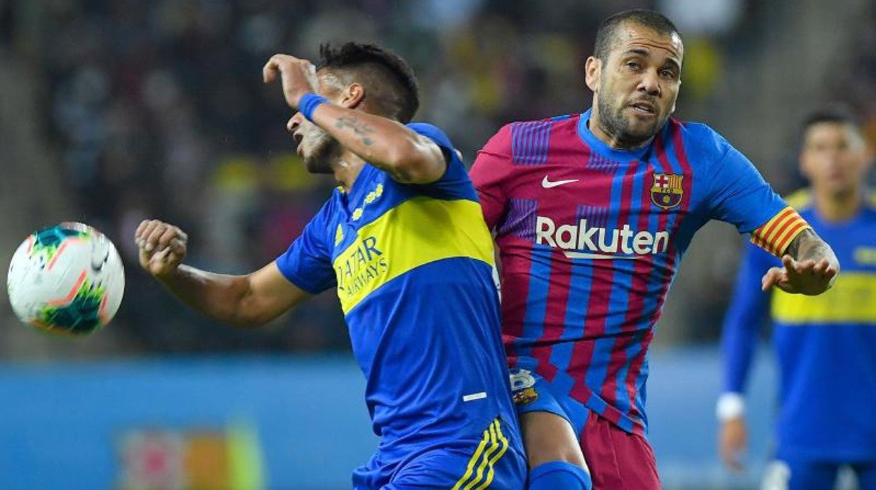 Dani Alves, en un momento del Boca-Barça en Riad